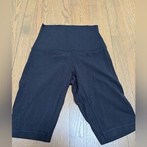 Lululemon align super high rise short 10”